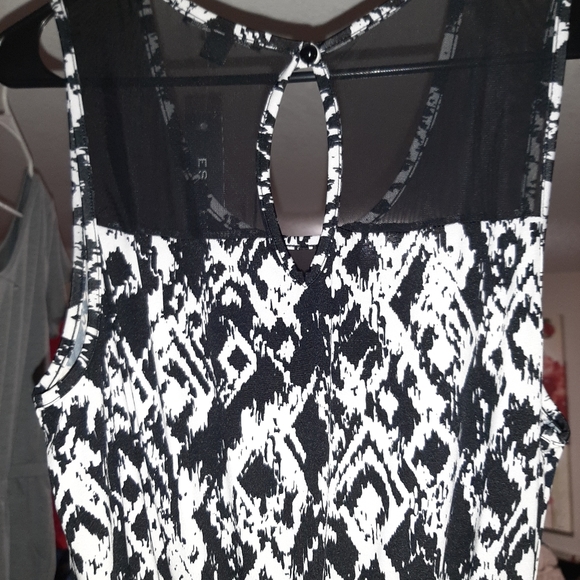 Jumpsuit - Picture 3 of 4